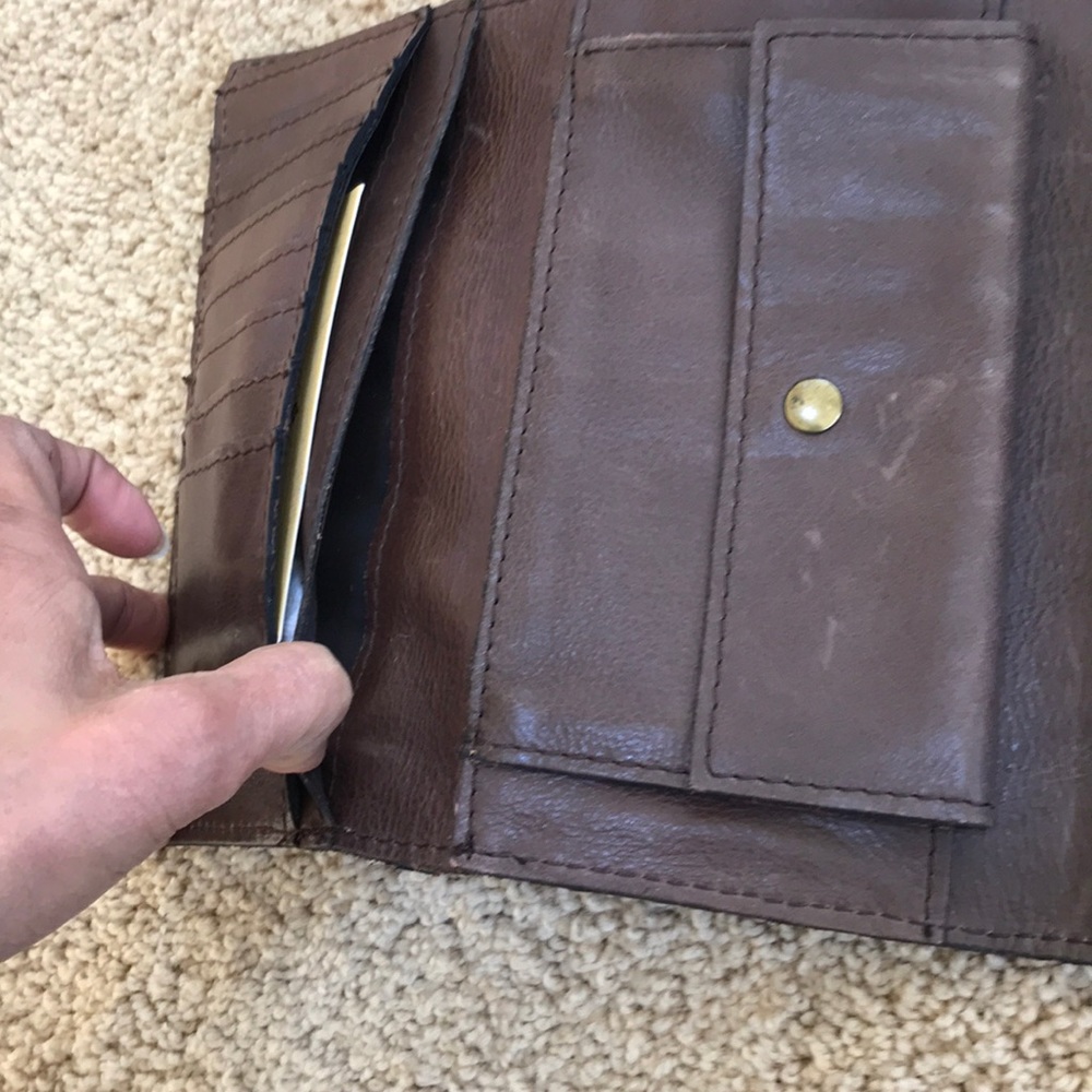New! Patricia Nash Brown woven wallet - Picture 5 of 8